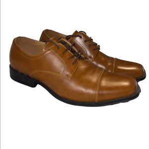 Alfani Mens dress shoe, Size 13, New Condition!